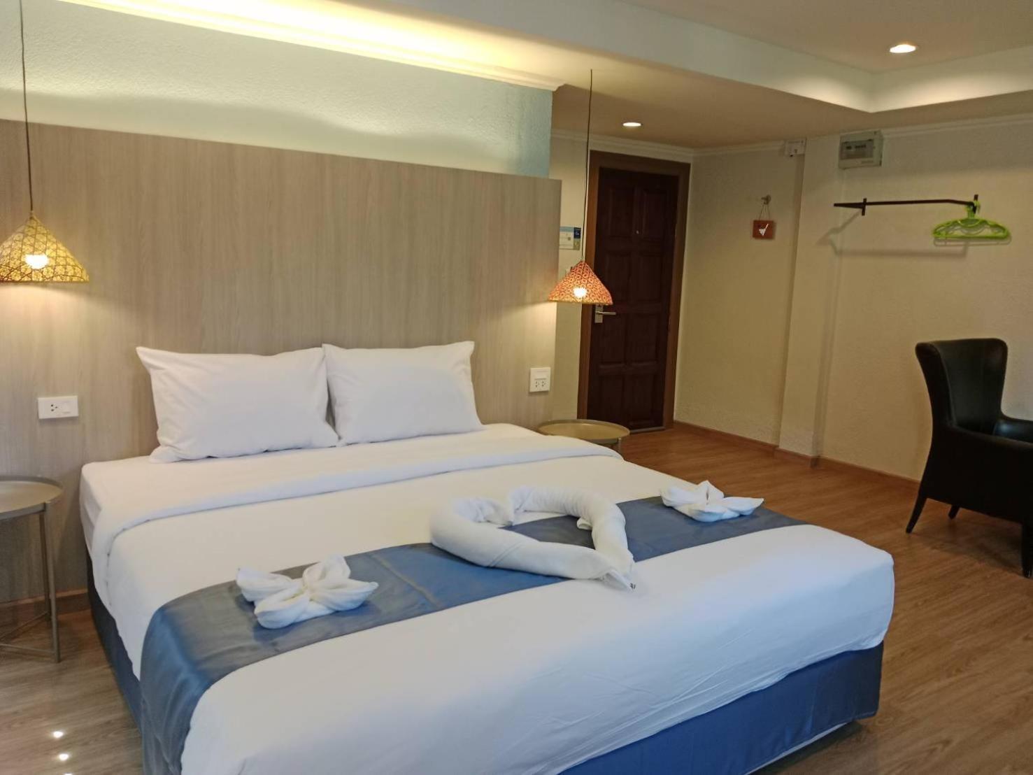 Eastique Hotel Koh Chang Trat Exterior foto